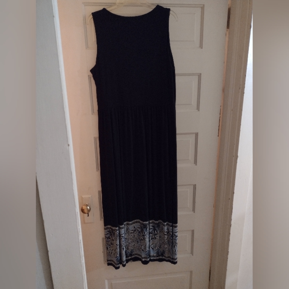 J. Jill Medium Tall Dress Black Blue Floral Bottom Sleeveless Maxie Wearever